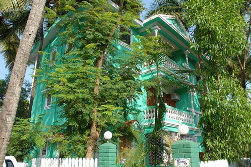 Отель Don Joao Анжуна Экстерьер фото